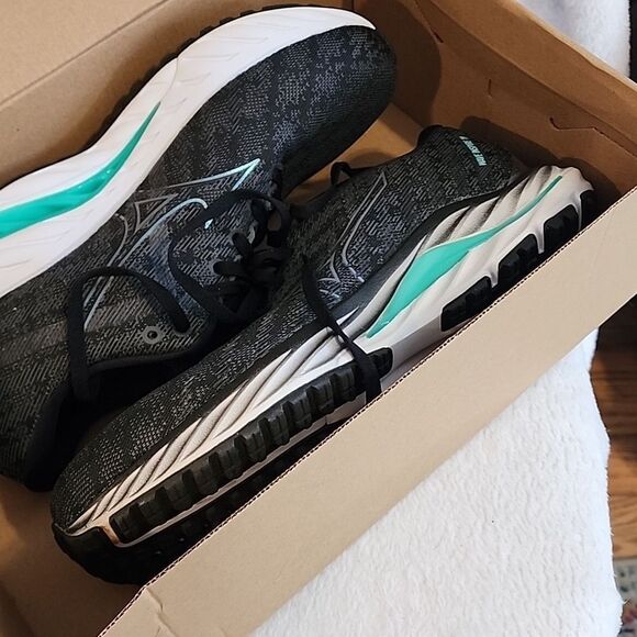 Mizuno wave inspire 19 2E New in box - Picture 9 of 9